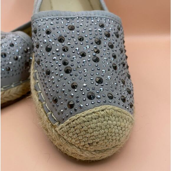 EUC Franco Sarto size 7.5 L-Twilight Studded Gray Leather Espadrilles - Picture 3 of 8
